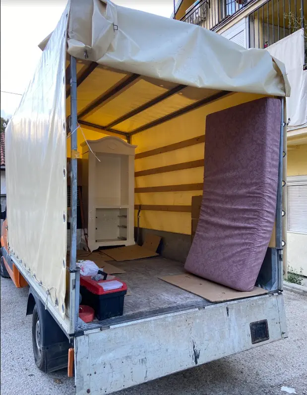 iznosenje starog namestaja iz stana